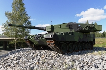 Leopard 2A4 Bundeswher Walk Around
