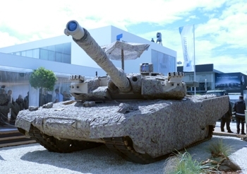 Leopard MBT Walk Around