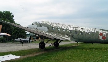 Lisunov Li-2 Walk Around