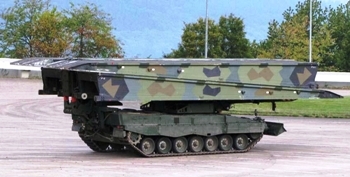 Leguansystem 26m auf Leopard 2 (Erprobungsmuster) Walk Around