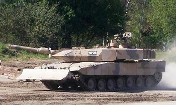 Leopard 2A7+ Walk Around