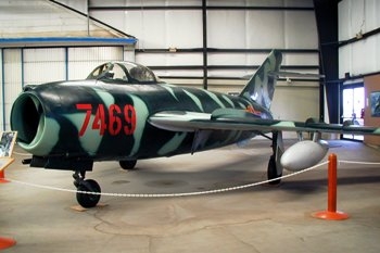 Mikoyan-Gurevich MiG-17 'Fresco-A' Walk Around