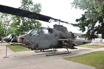 Bell AH-1F (67-15781) Cobra Walk Around