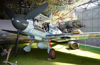 Messerschmit Me-109G-14-AS Walk Around