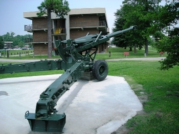 M198 howitzer Walk Around