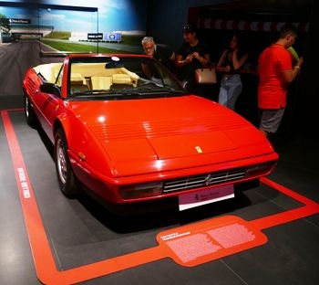 Ferrari 3.2 Mondial Cabriolet (1988) Walk Around