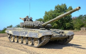 T-72AW(AV) HU Walk Around