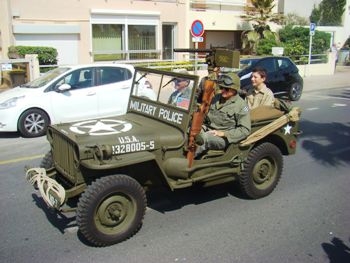 Jeep Willys GPW 1942 Military Police Walk Around