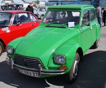 Citroen Dyane 6 (1967) Walk Around