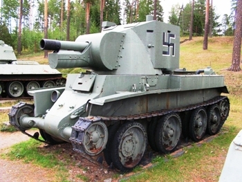 BT-42 Walk Around